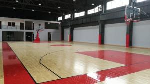 杭州市青年时报下属培训机构"青牛少年”篮球场