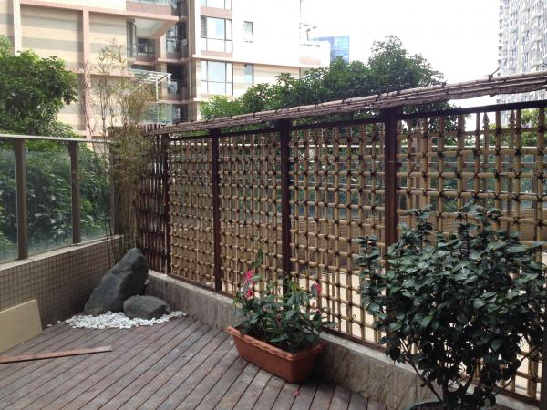 带半边屋顶篱笆