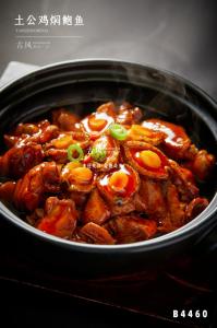 B4460土公鸡焖鲍鱼 B鲍鱼焖鸡