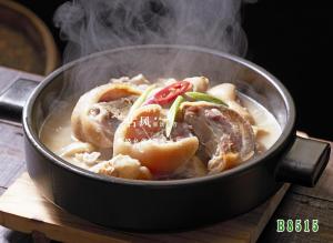 B8515腊猪脚煲