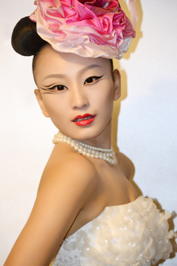 时尚唯美婚纱造型妆面展示_卡佳斯形象设计艺