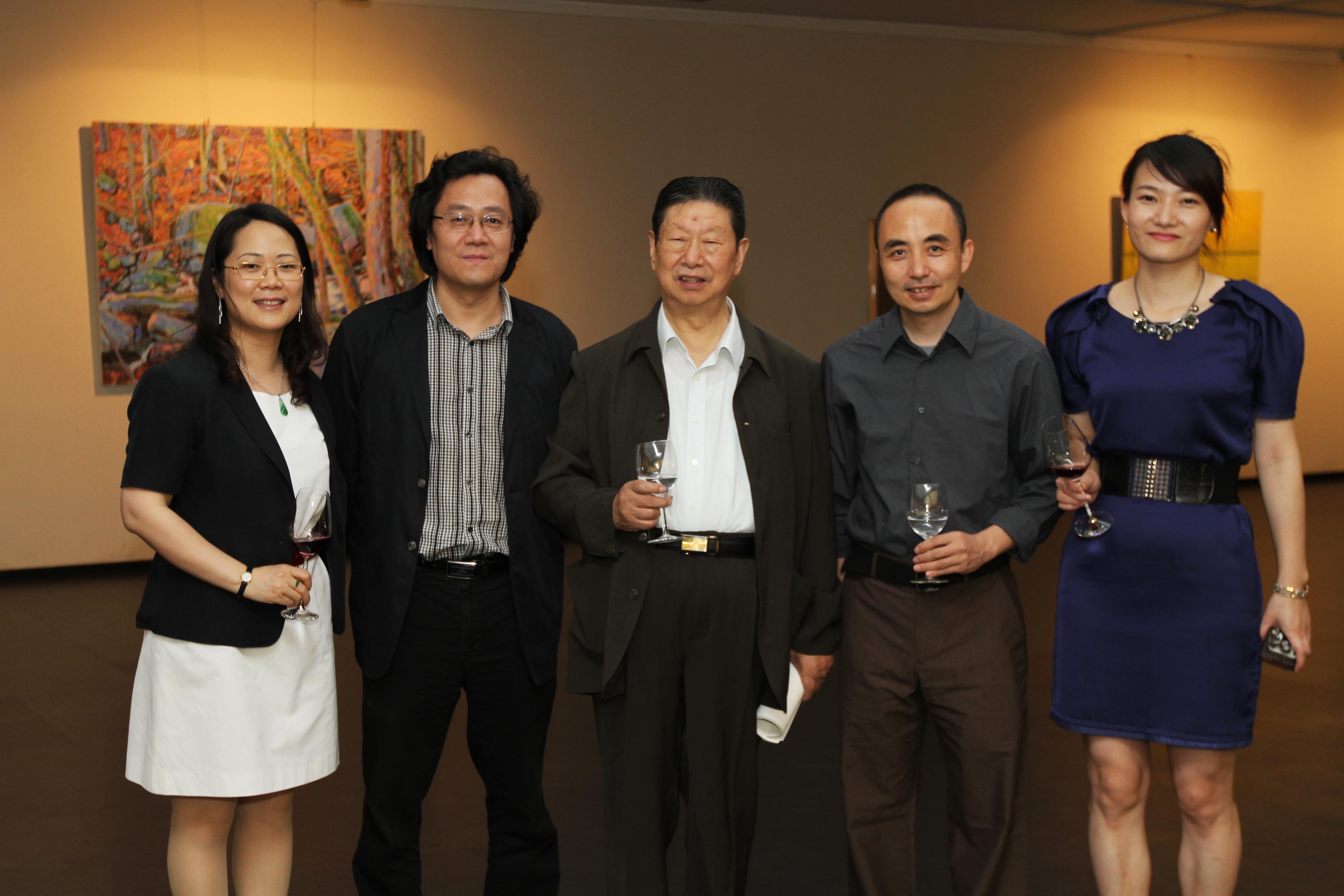 展览报导三潭印月张晖个展盛大开幕各界人士热评作品和展览