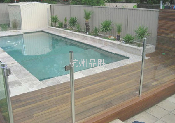 泳池透明围栏1