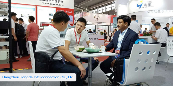 Discussion with our customers during the CIOE Exhibition
