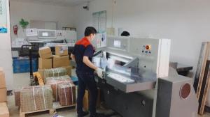 平张标签后道车间