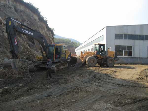 大唐公司挖掘现场