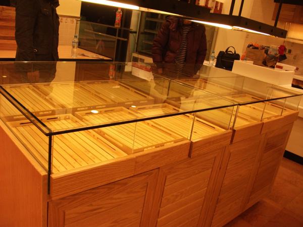 武汉皇冠面包展示柜