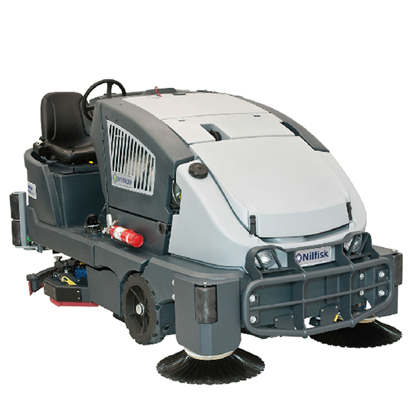 CS7000-驾驶式洗扫一体机