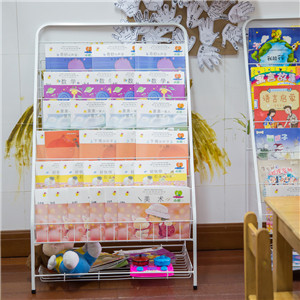 Children bookshelf 