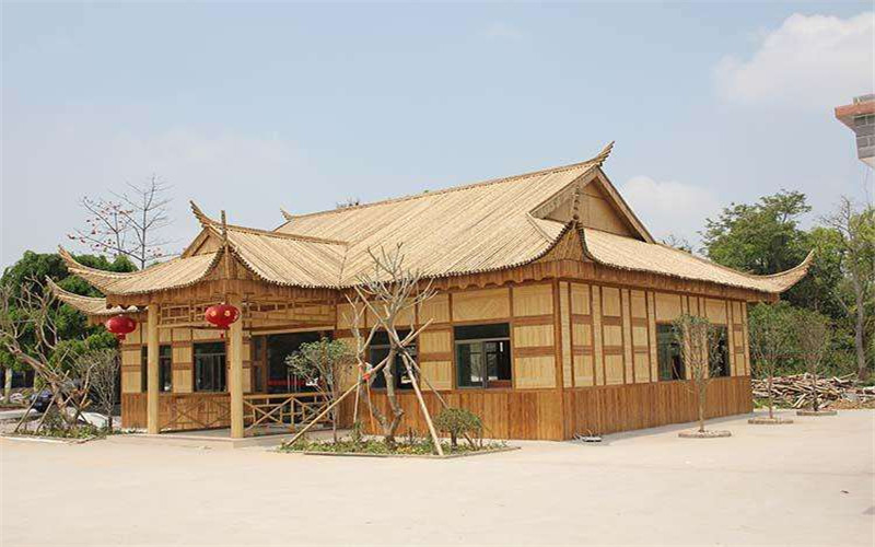 选购竹房子建筑
