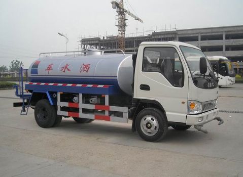 江淮洒水车