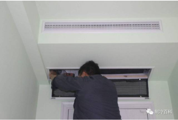 中央空调安装风口