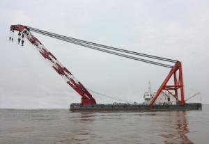 “海腾工8” 1200T自航起重船