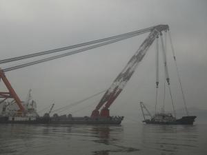 1000t沉船成功打捞3