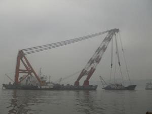 1000t沉船成功打捞4