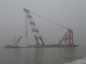 1700t沉船成功打捞