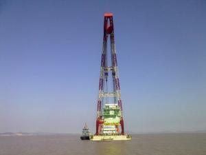 大件机械主机吊装1