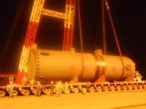 大型石化设备吊装1