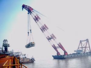 宝钢马迹山装船机安装工程1