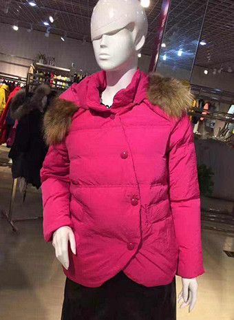 羽绒服或棉衣31