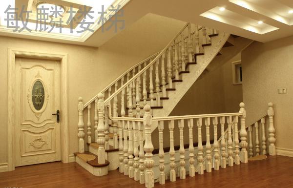 欧式实木楼梯 31