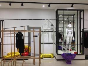 漠希摩服装店02