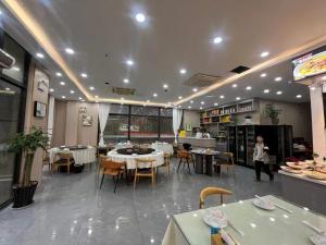 鴻興城店圖片