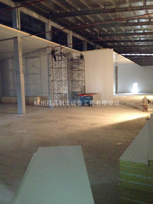 大型低温冷库顶部结构