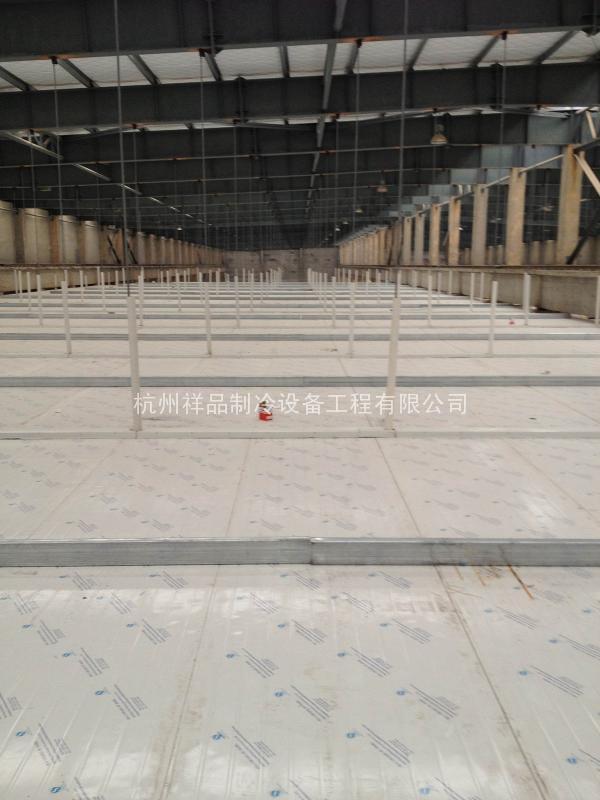 大型低温冷库顶部结构