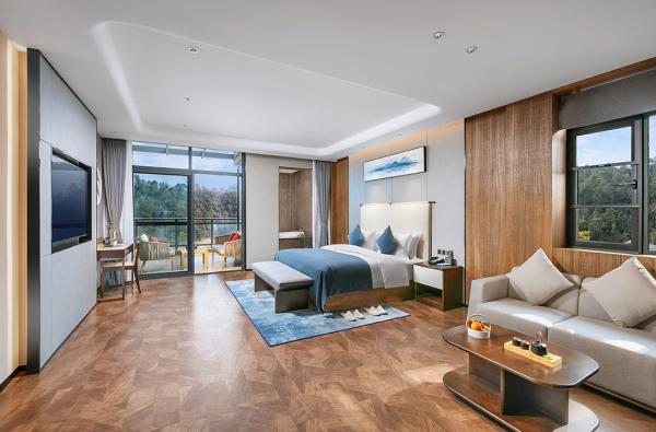 豪华泡池大床房