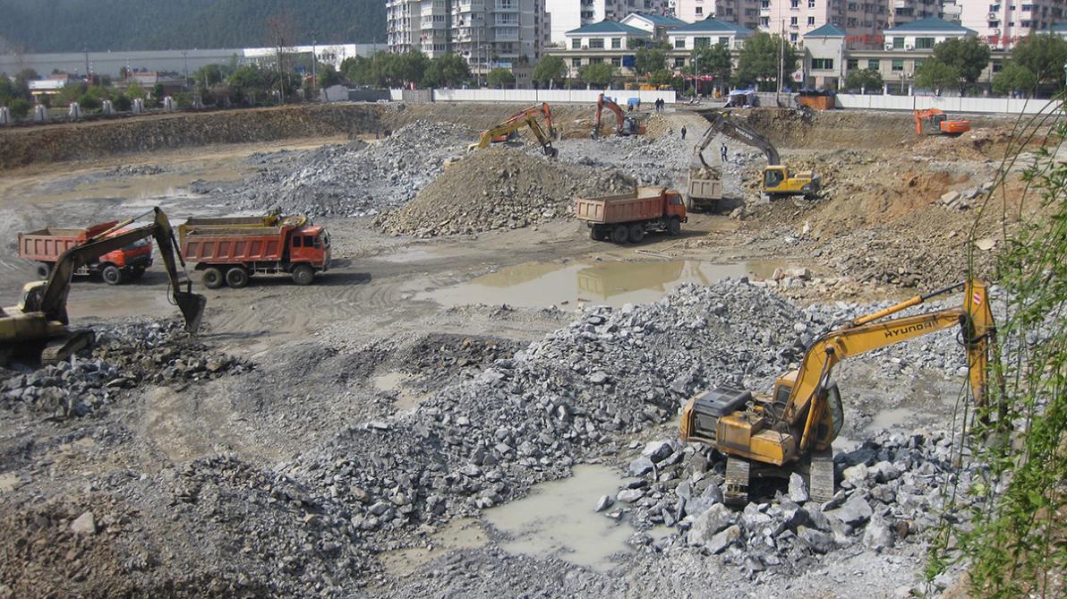 基地开挖