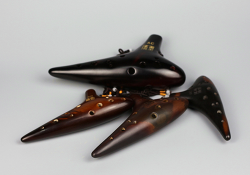 12孔熏烧生漆专业陶笛