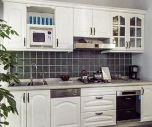 橱柜定制——整体实木橱柜