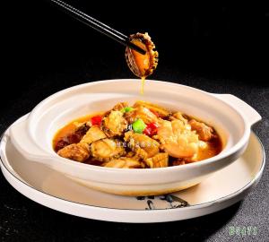 B5471鲍鱼焖鸡