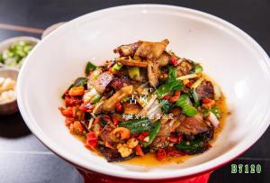B7120蒜苗炒腊肉