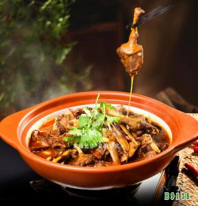 B9138湘西霸王鸭 红焖鸭 啤酒鸭