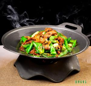 B9605辣椒炒土猪肉