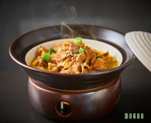 B9533仔排笋尖煲