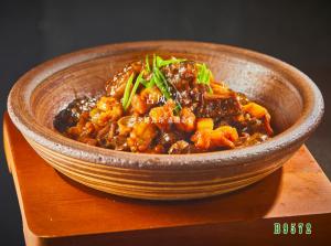 B9572石锅黄鳝田鸡