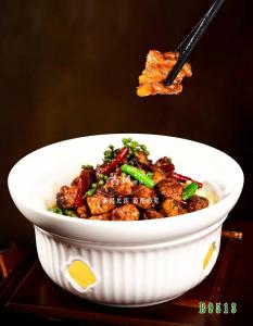 B9513砂锅焗仔排 1