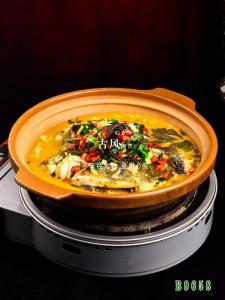 B9658千岛湖鱼头 红烧鱼头 土烧鱼头