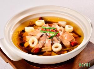 B4721汗蒸药膳猪肚鸡