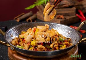 B4590酸菜炒肥肠