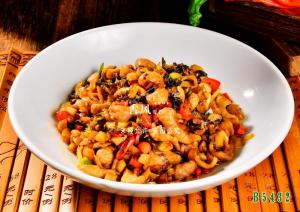 B5432酸菜炒肥肠