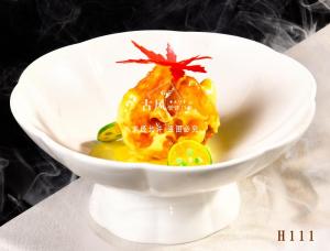 H111夏威夷凤梨虾球