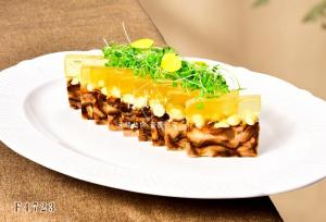 F4723母油黄豆猪手