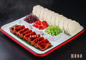 H328金华两头乌  豉油肉  烤肉夹饼