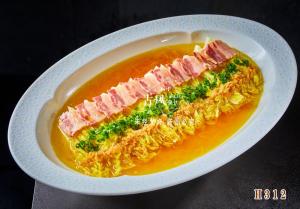 H312咸肉蒸娃娃菜