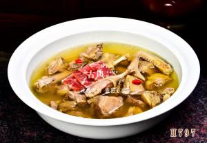 H797火腿莲子蒸老鸭  火腿老鸭 火腿链子蒸野鸭