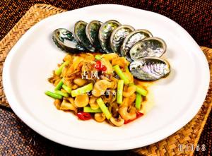 H1053鲍鱼片炒榨菜